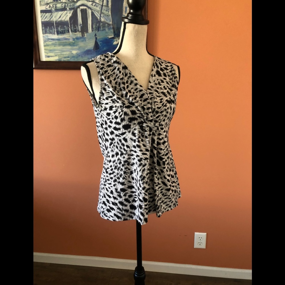 Relativity Black And White Patterned Sleeveless B… - image 5